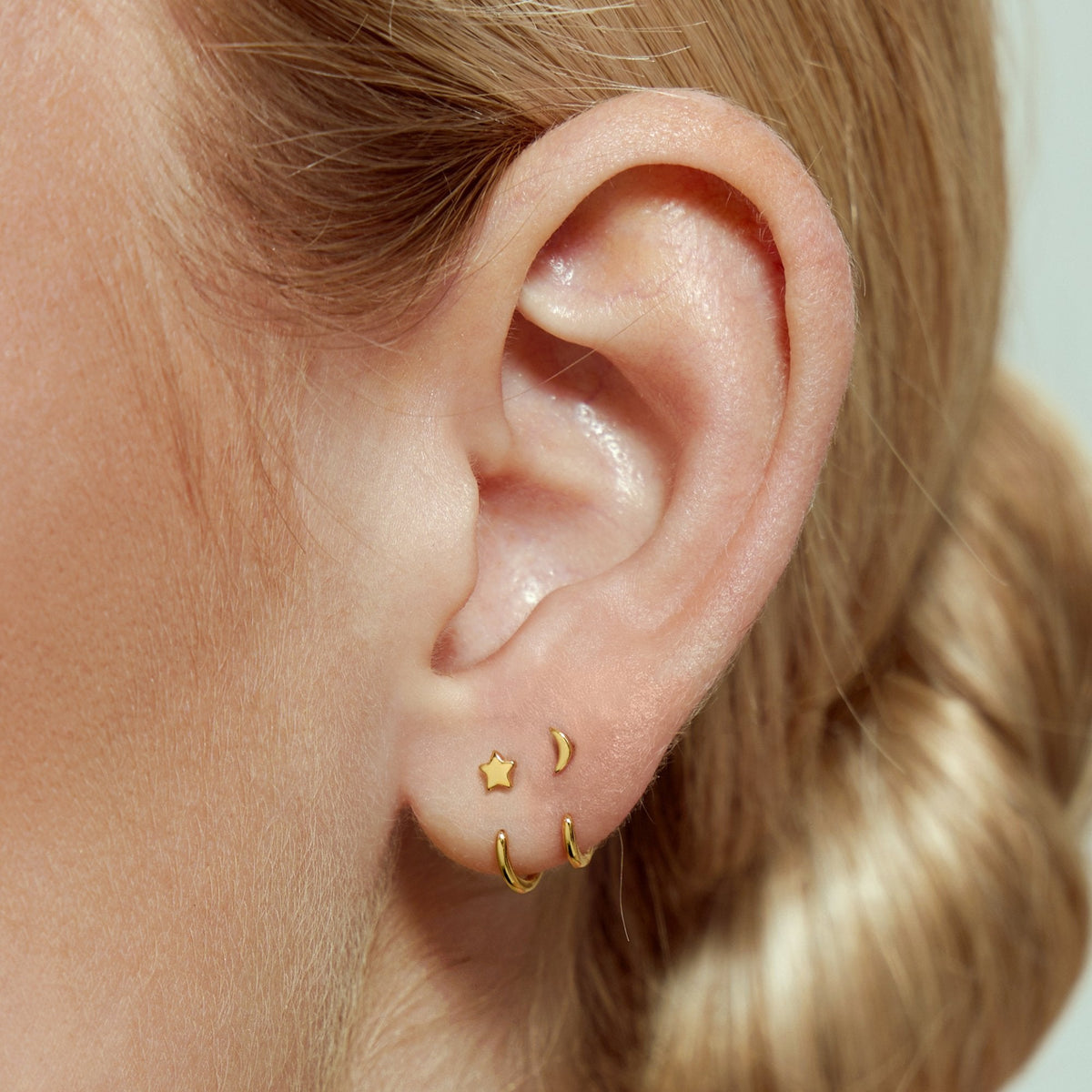 Stay Close Moon Hoops