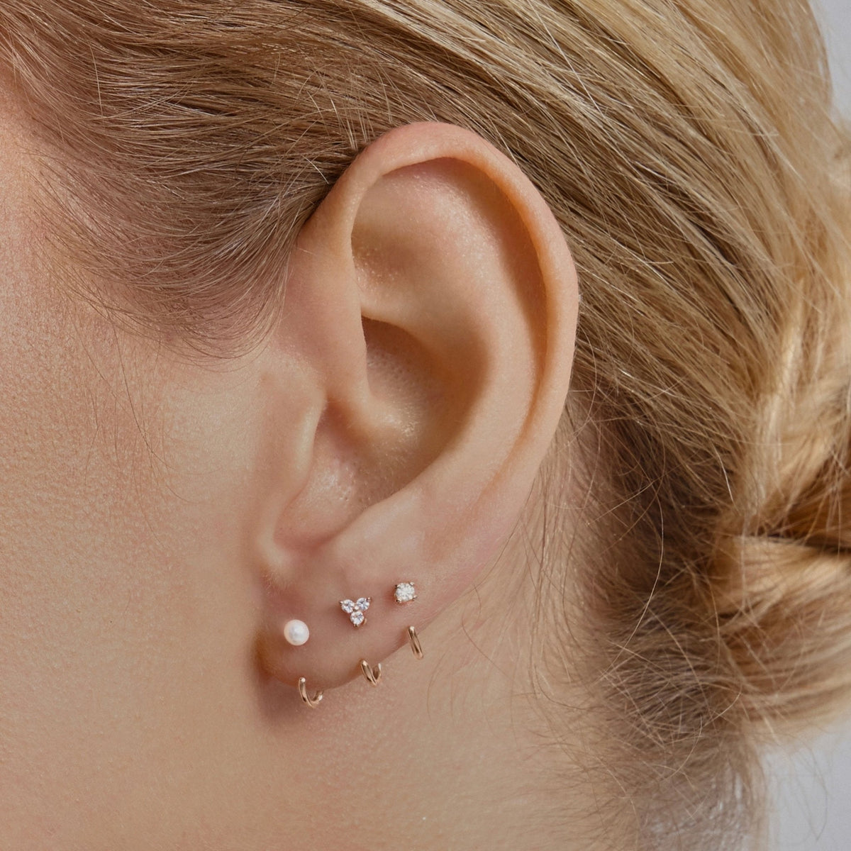 Stay Close Pearl Hoops