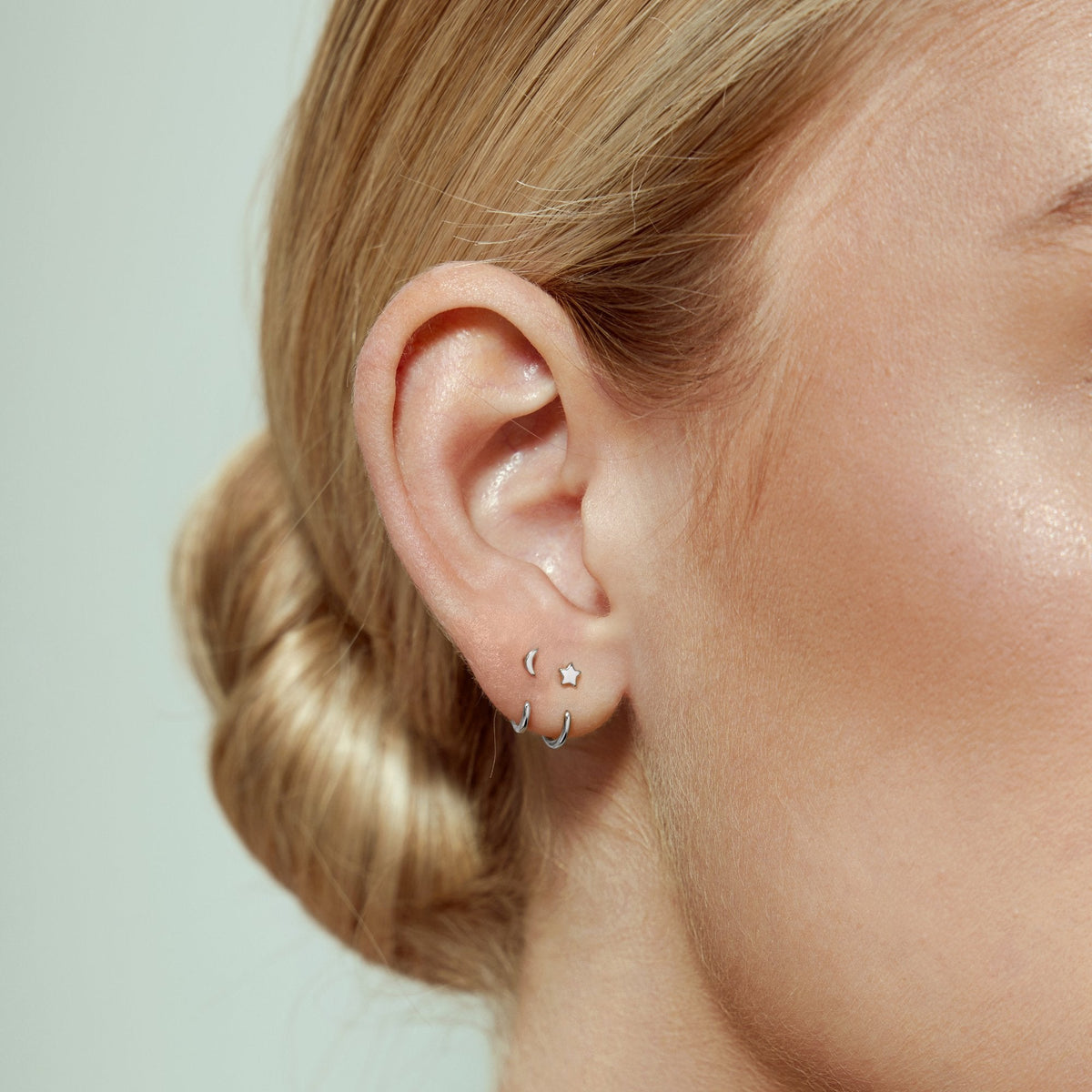 Stay Close Star Hoops